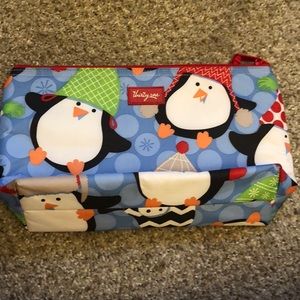 Thirty one zipper pouch